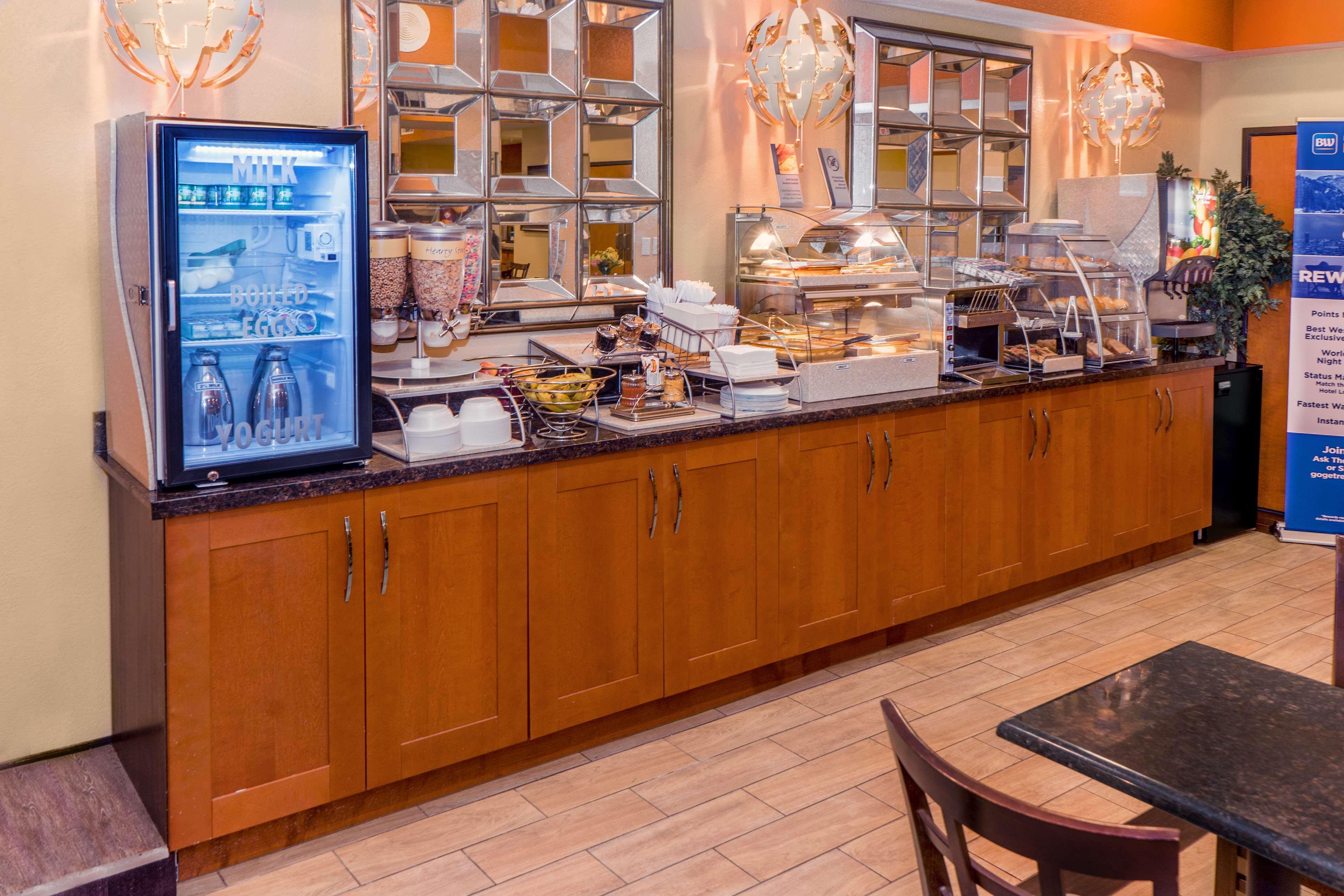Best Western Plus Rockwall Inn & Suites Экстерьер фото